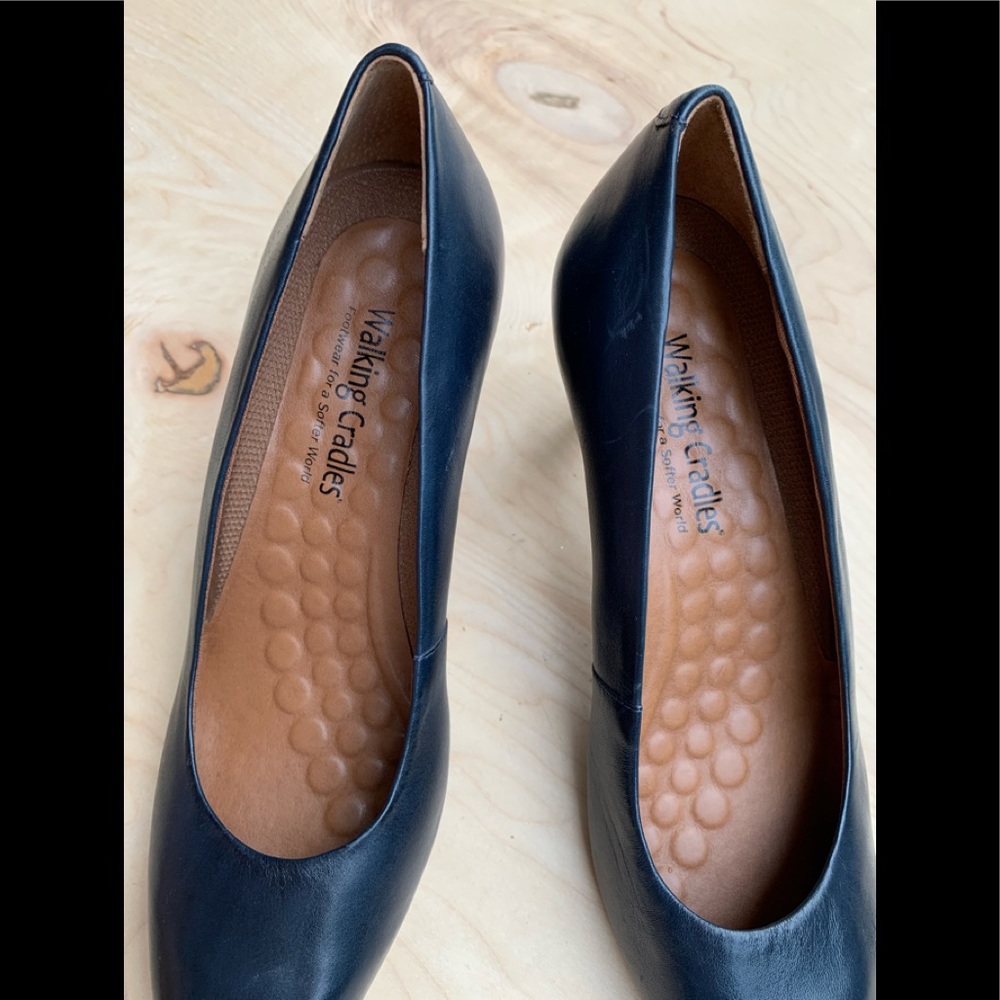Walking Cradles woman’s NWT heels - Picture 5 of 11